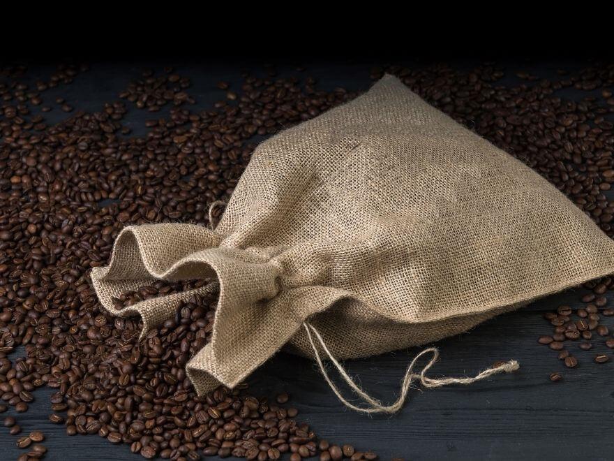 Are coffee bags the same as instant coffee? - Down The Range Coffee